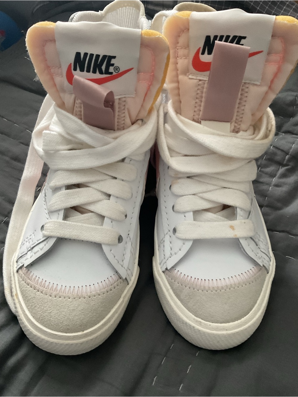 Nike Women’s White Sneakers with Pink Accents